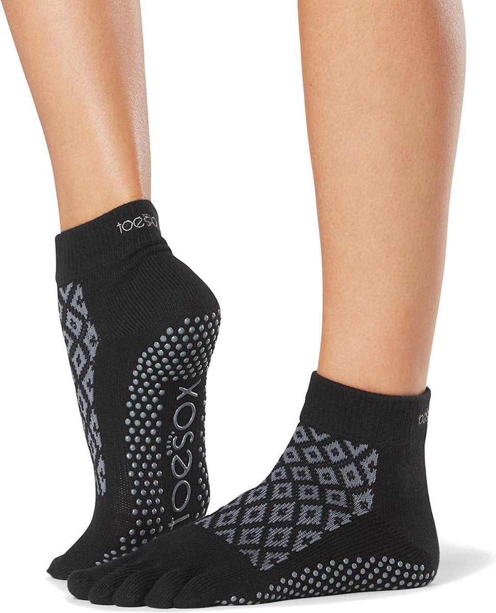 Toesox Ankle Grip Socks teensokken - Zwart/Grijs - 39-42