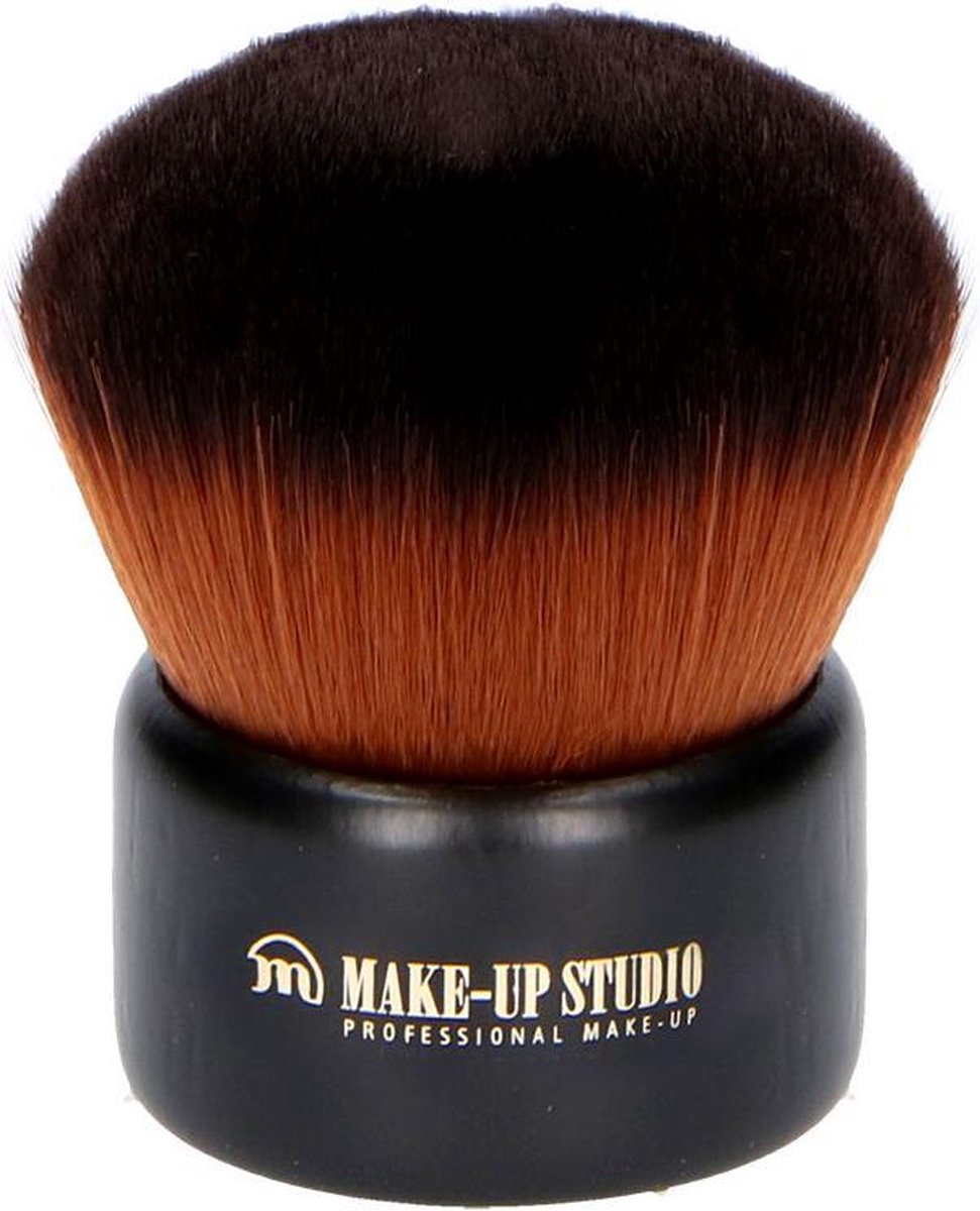Make-up Studio Kabuki Brush