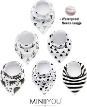 MINIIYOU® Set van 6 stuks | Bandana kwijl Slabbetjes beer zwart wit jongens - meisjes | WATERPROOF fleece laag achterzijde | Baby en peuter slab | puntslab | Stoere Puntsjaaltjes | Slabber Verstelbaar in 2 maten | Groot formaat