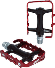 NC-17 Trekking S-Pro Pedalen