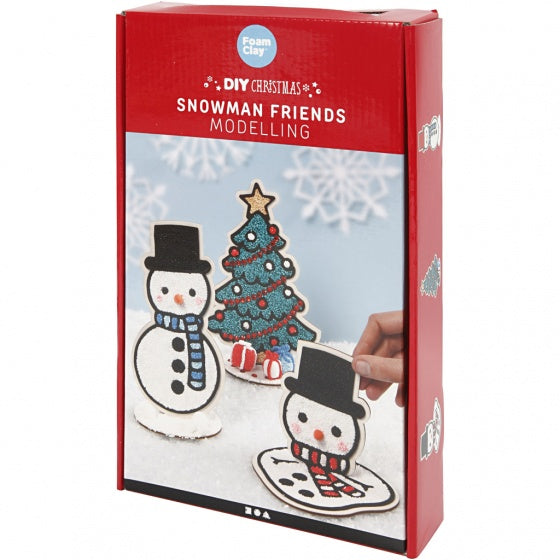 Sneeuwpop met kerstboom