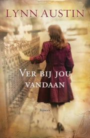 Ver bij jou vandaan (Paperback)