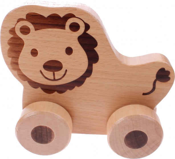 houten leeuw op wielen