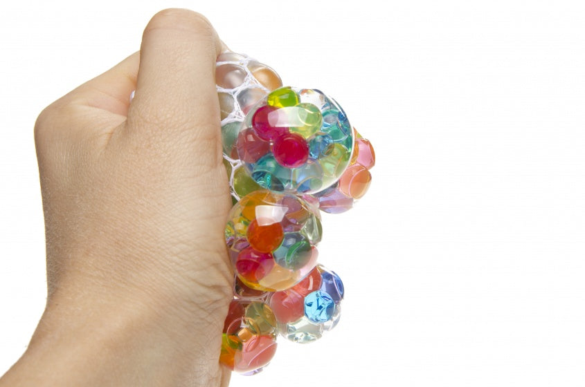 stressbal met ballen binnenin multicolor 6 cm