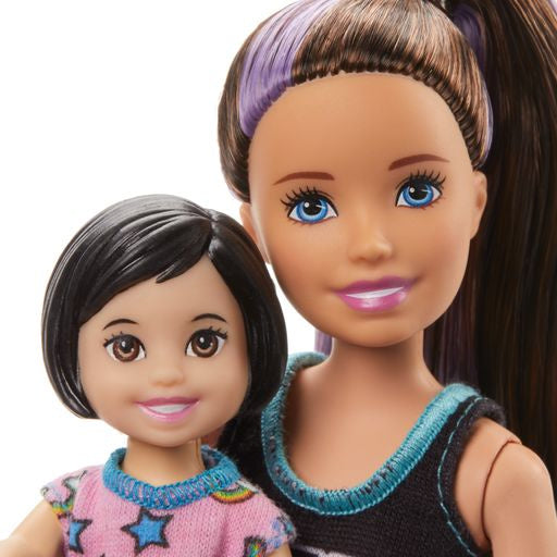 Barbie speelset babysitter slaaptijd