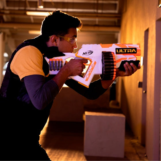 Fortnite Ultra One Blaster 40 cm wit/oranje