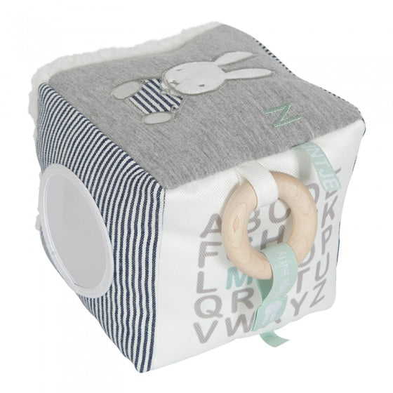 kubus ABC-serie pluche jongens 15 cm wit/blauw/grijs