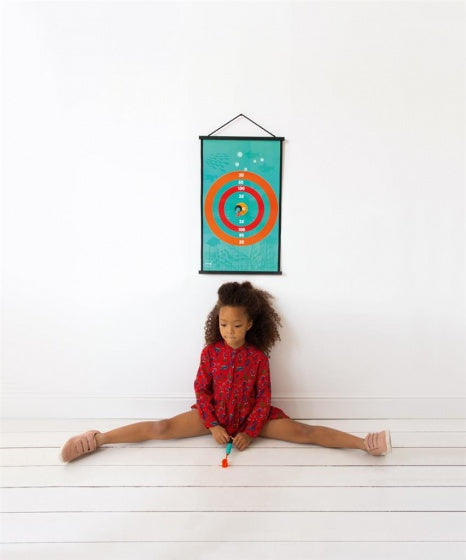dartbord Dino Wereld 2-zijdig 60 x 38 met 6 dartpijlen
