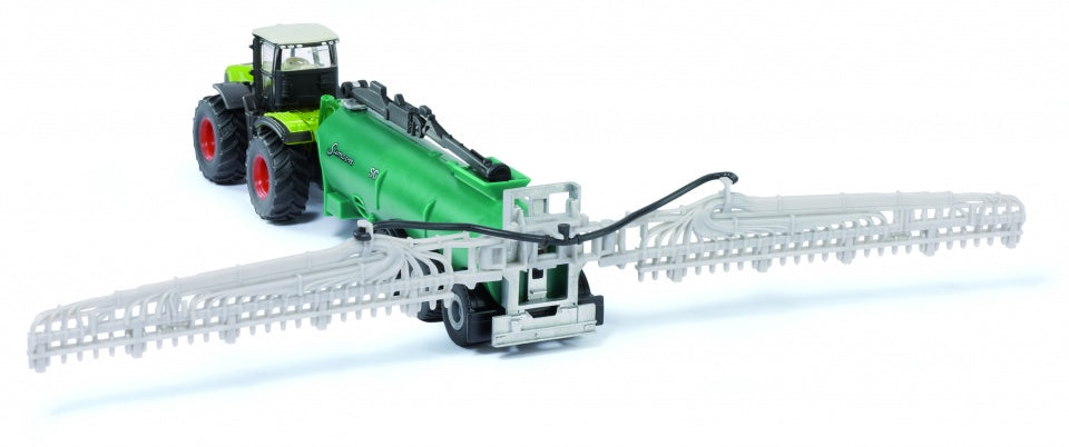 Claas Xerion 5000 tractor met Samson giertank groen (1827)