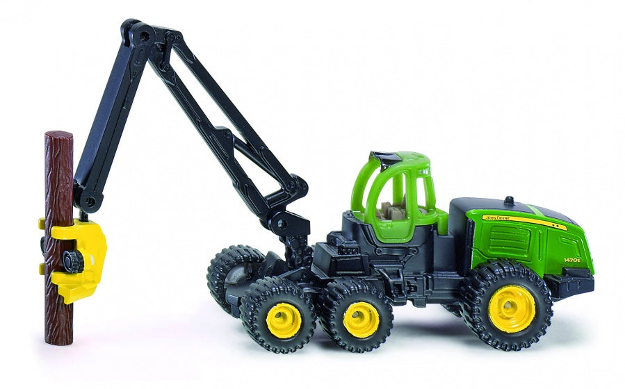 John Deere 1470 boomrooimachine met boomstammen (1652)