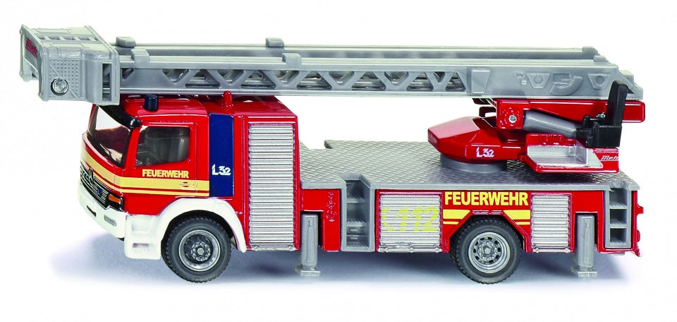 Mercedes-Benz ladderwagen van Duitse brandweer rood (1841)