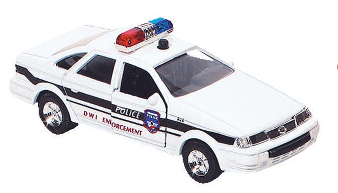 hulpdienst auto: politiewagen 13 cm wit